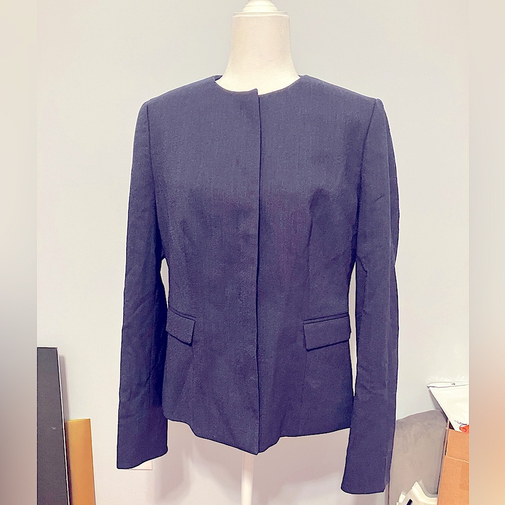 Hugo Boss Women’s Structured Suit Jacket Gray Blue No size tag Est Sz 2-4